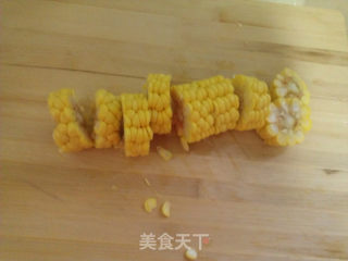玉米排骨煲的做法步骤：2