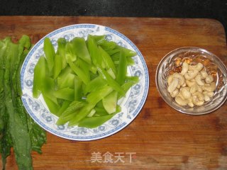腰果炒莴苣的做法步骤：1