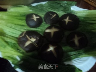 香菇油菜的做法步骤：4