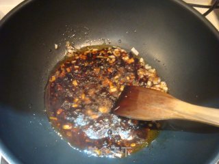 美味的绿色食品——猪蹄烧干菜的做法步骤：6