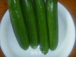 家常菜~黄瓜炒鸡蛋的做法步骤：1