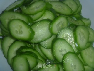 家常菜~黄瓜炒鸡蛋的做法步骤：3