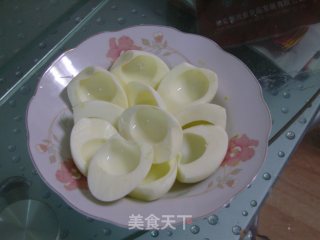 蒜香芝士焗蛋--几个白煮蛋引发的联想的做法步骤：2