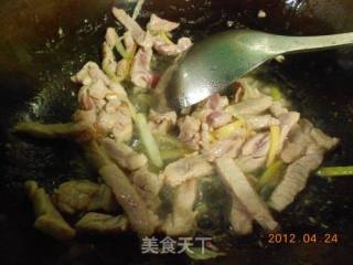 海带炒肉丝的做法步骤：4