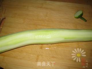 瓠子虾皮肉片汤的做法步骤：1
