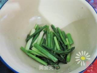 培根芦笋卷的做法步骤：3