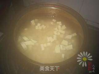 香菜豆干炒花生米——下酒菜的做法步骤：3
