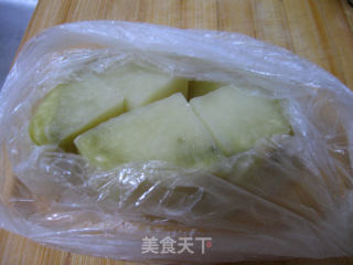 新奥尔良土豆心形小比萨的做法步骤：1