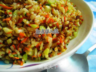 金香玉蛋炒饭-----两个诀窍炒出粒粒香饭的做法步骤：12