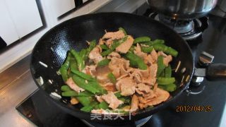 滑炒肉片荷兰豆的做法步骤：11