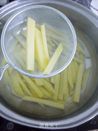 干煸土豆条的做法步骤：6