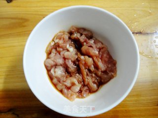 芹菜木耳炒肉丝的做法步骤：3