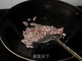 西葫芦炒肉丝的做法步骤：3