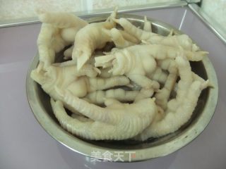 卤鸡爪的做法步骤：3