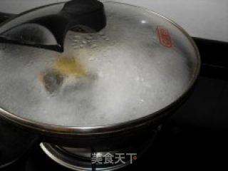 黑鱼汤的做法步骤：5