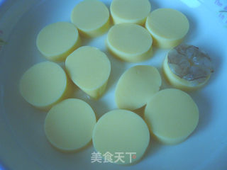 玉子虾仁的做法步骤：2