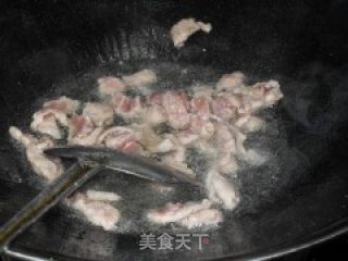 水芹菜炒肉片的做法步骤：3