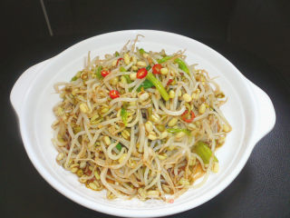 凉拌豆芽的做法步骤：4