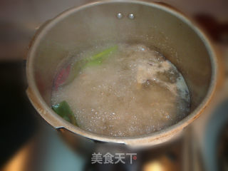 麻将牌肉冻的做法步骤：3