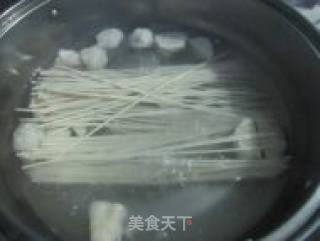 蔬菜面条烩饺子的做法步骤：5