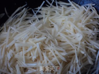 素炒土豆丝的做法步骤：4