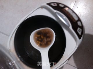 玉米红豆汤的做法步骤：8