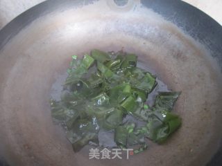 海带鸡蛋汤的做法步骤：3