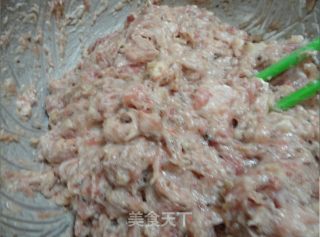 凤尾锅贴的做法步骤：1