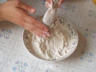 吮指鸡块的做法步骤：6