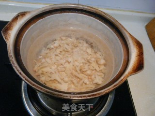 紫菜海鲜汤的做法步骤：3