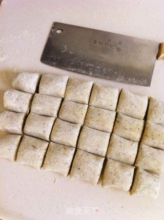 豆渣窝窝头的做法步骤：6
