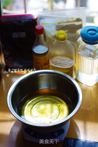 绿豆糕的做法步骤：1