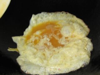 蒲公英鸡蛋炒年糕的做法步骤：9