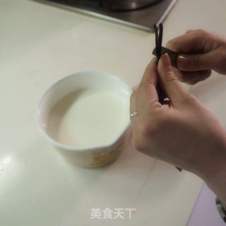 焦糖布丁~满足你的味蕾的做法步骤：5