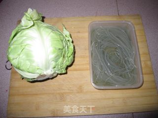 【快手菜】——茴子白炒粉条的做法步骤：1