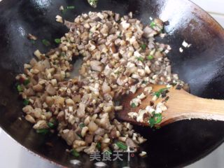 香菇肉丁烧卖的做法步骤：5