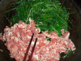 沙葱爆炒羊肉卷的做法步骤：5