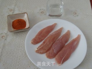 川香鸡柳的做法步骤：1