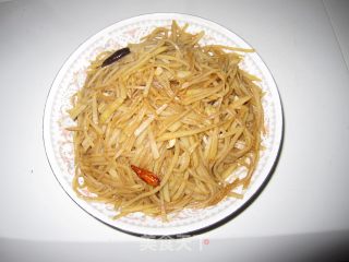 [快手菜]——酱油土豆丝的做法步骤：8