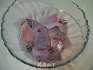 酸汤鲈鱼的做法步骤：3