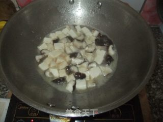 香菇烧豆腐的做法步骤：7