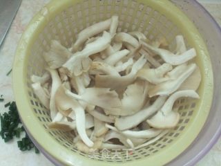 白菇肉片的做法步骤：3