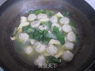 小白菜豆腐鱼丸汤的做法步骤：10