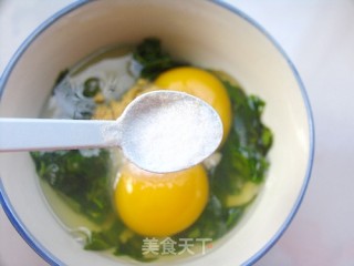 春食野菜——香椿蛋饼的做法步骤：4