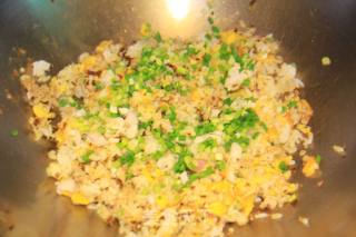 芽菜肉沫蛋炒饭的做法步骤：10