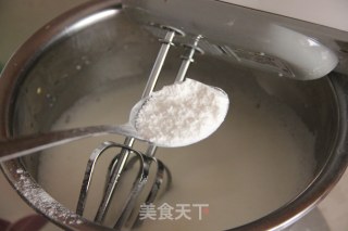 【抹茶草莓卷】的做法步骤：11