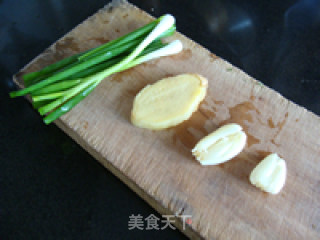 沙茶蟹的做法步骤：2