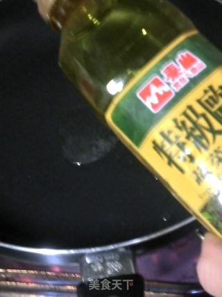 香煎鮭魚的做法步骤：4