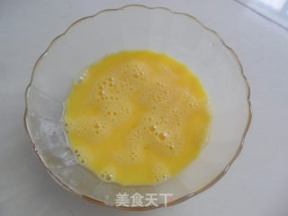 韭黄炒鸡蛋的做法步骤：2