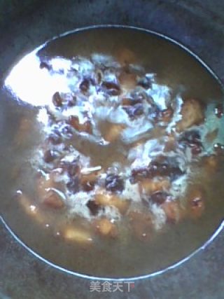 红烧肉焖黄豆的做法步骤：5